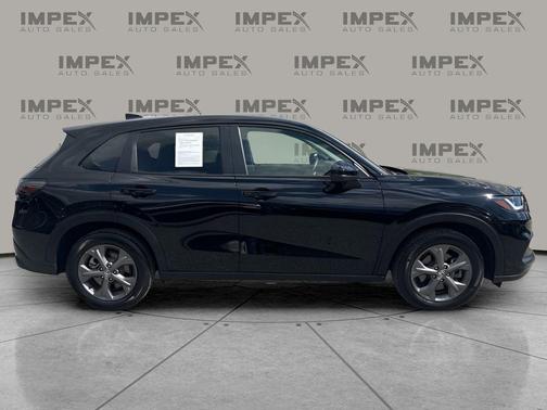 Crystal Black Pearl 2026 Honda HR-V LX