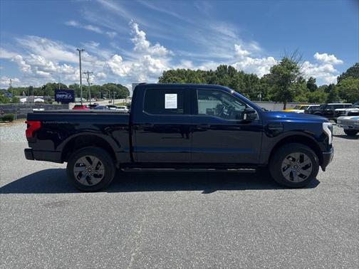 2023 Ford F-150 Lightning LARIAT