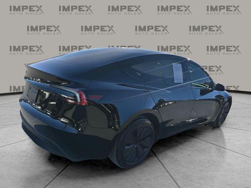 2025 Tesla Model 3 Long Range