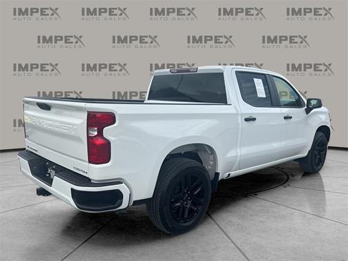 2025 Chevrolet Silverado 1500 Custom