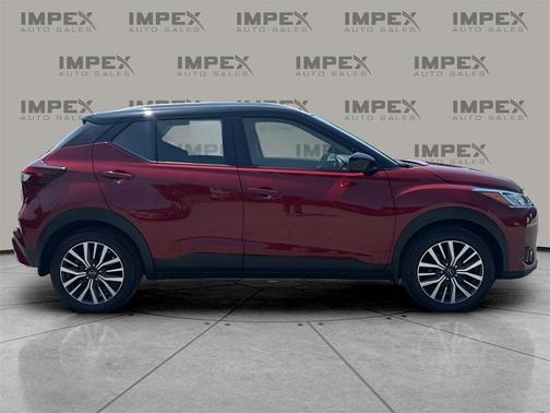 2023 Nissan Kicks SV