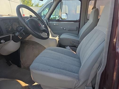 1992 GMC Rally G3500 H.D.