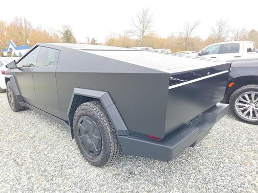 2024 Tesla Cybertruck All-Wheel Drive