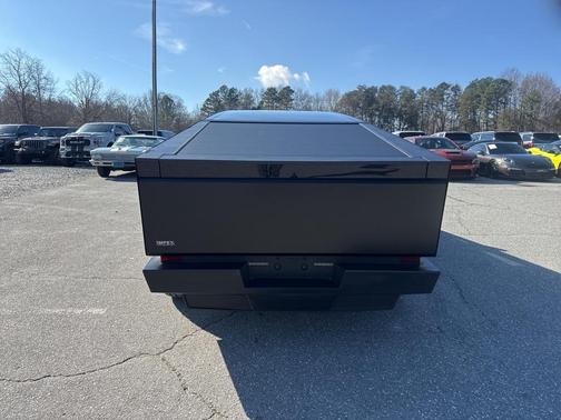 2024 Tesla Cybertruck All-Wheel Drive