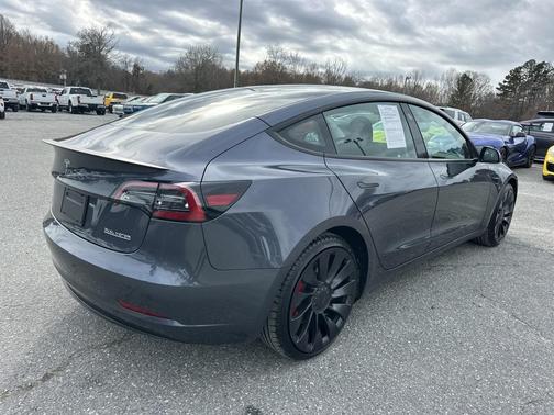 2023 Tesla Model 3 Performance