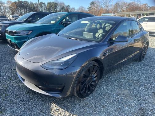 2023 Tesla Model 3 Performance