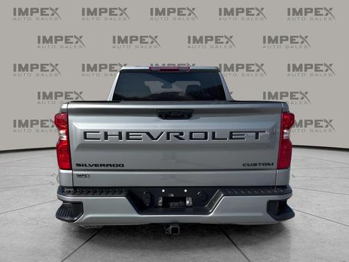 2023 Chevrolet Silverado 1500 Custom