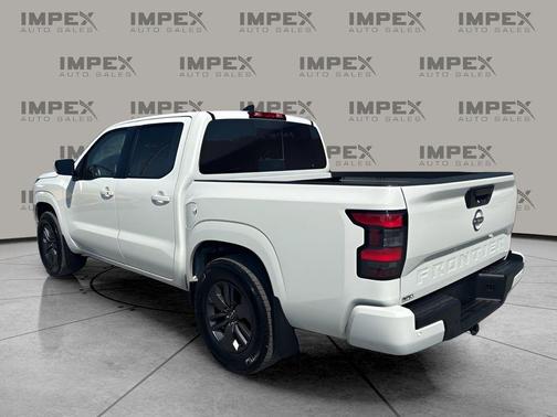 Glacier White 2025 Nissan Frontier SV