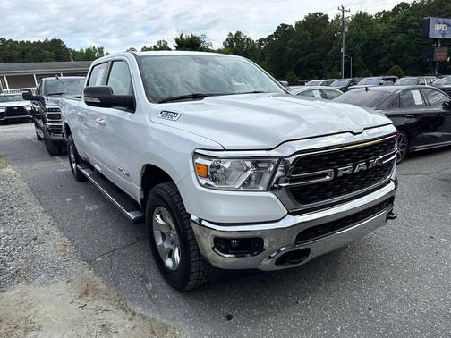 Bright White Clearcoat 2022 RAM 1500 Big Horn/Lone Star