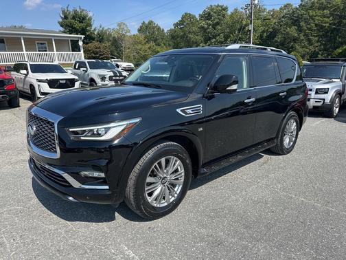 2019 INFINITI QX80 Luxe