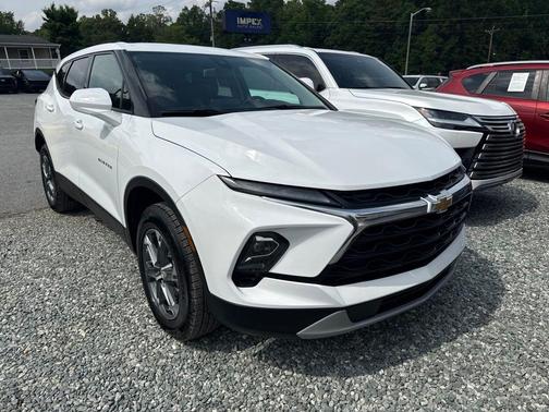 Summit White 2025 Chevrolet Blazer 2LT