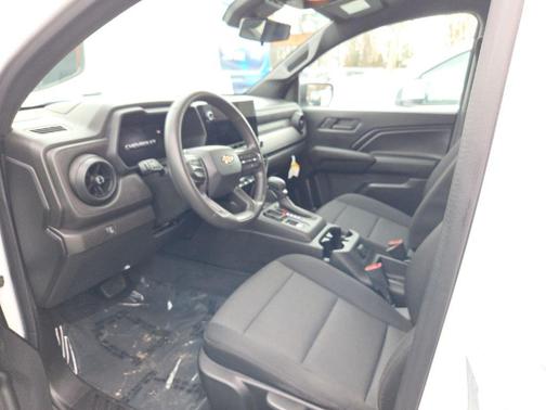 2023 Chevrolet Colorado WT