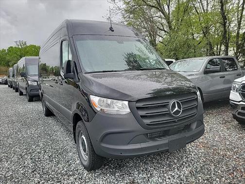 2025 Mercedes-Benz Sprinter 2500 High Roof