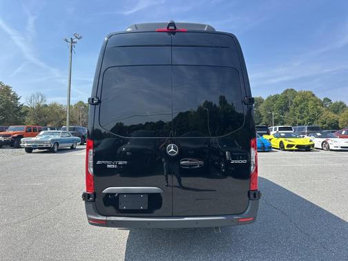 2025 Mercedes-Benz Sprinter 2500 High Roof