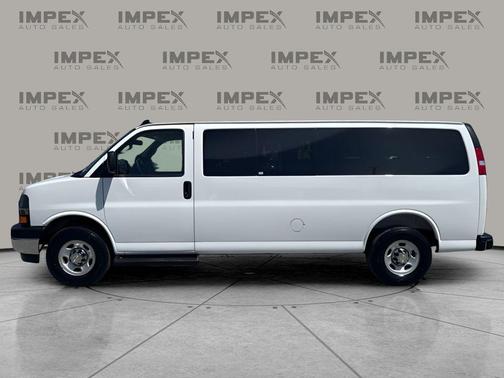 Summit White 2025 Chevrolet Express 3500 RWD 3500 Extended Wheelbase LT