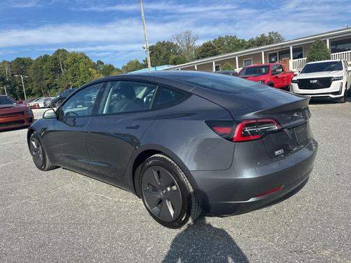2023 Tesla Model 3 Standard Range