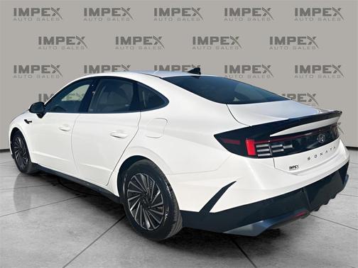 2024 Hyundai SONATA Hybrid SE