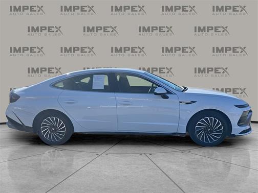 2024 Hyundai SONATA Hybrid SE