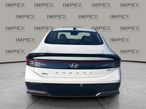 2024 Hyundai SONATA Hybrid SE