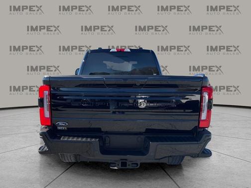 2025 Ford F-250 Platinum