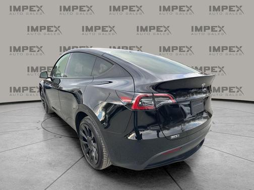 2023 Tesla Model Y Long Range Dual Motor All-Wheel Drive