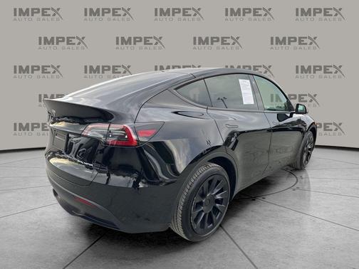 2023 Tesla Model Y Long Range Dual Motor All-Wheel Drive