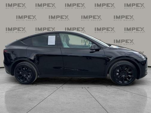 2023 Tesla Model Y Long Range Dual Motor All-Wheel Drive