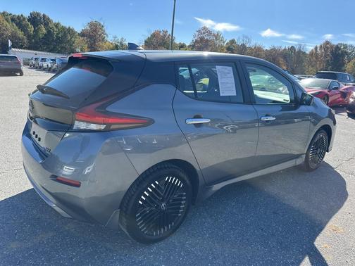 2024 Nissan Leaf SV PLUS