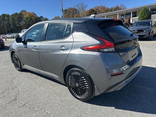 2024 Nissan Leaf SV PLUS