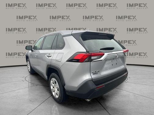 2023 Toyota RAV4 LE