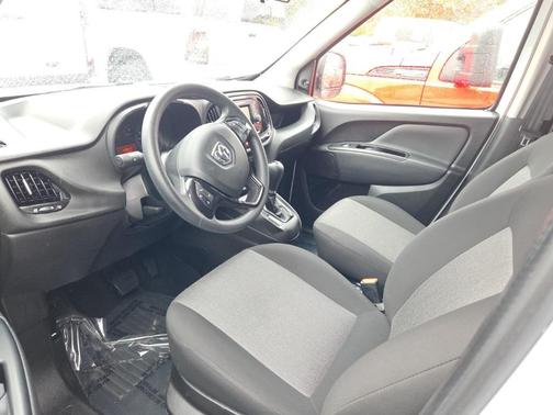 2022 RAM ProMaster City Tradesman