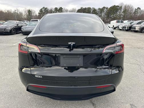 2023 Tesla Model Y Long Range Dual Motor All-Wheel Drive