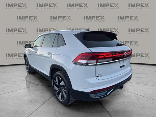 2025 Volkswagen Atlas Cross Sport 2.0T SE w/Technology
