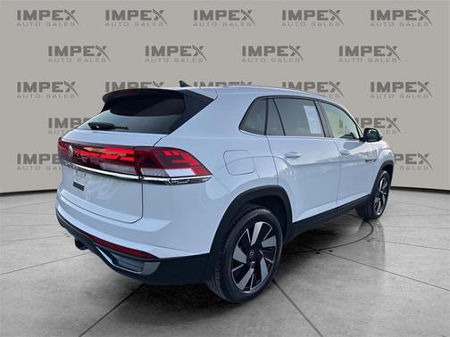 2025 Volkswagen Atlas Cross Sport 2.0T SE w/Technology