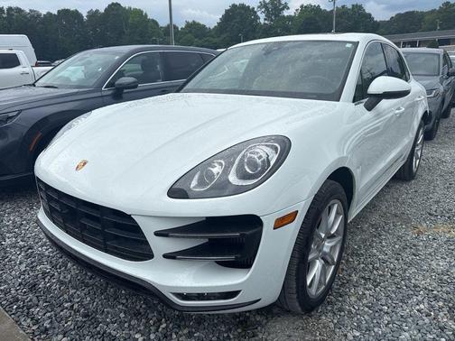 White 2017 Porsche Macan Macan Turbo