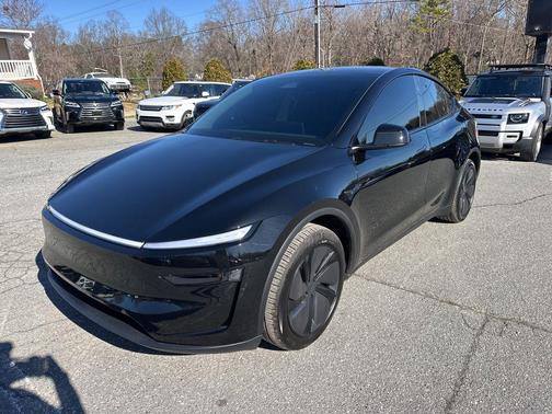 2026 Tesla Model Y Premium Rear-Wheel Drive