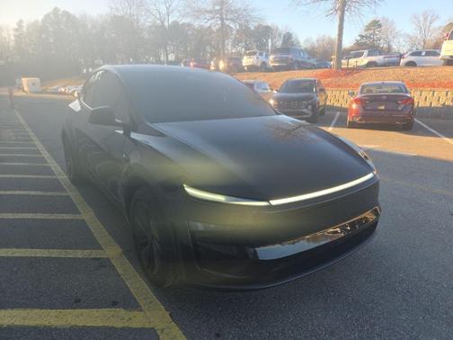 2026 Tesla Model Y Premium Rear-Wheel Drive