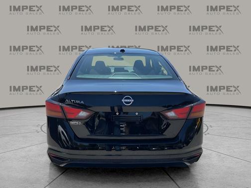 Super Black 2025 Nissan Altima 2.5 SV