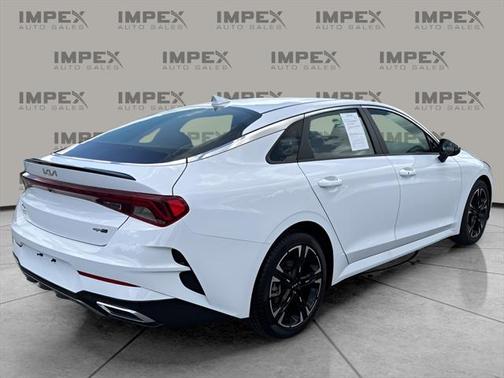 2022 Kia K5 GT-Line