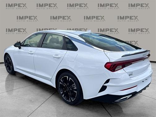 2022 Kia K5 GT-Line