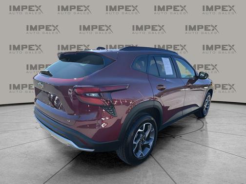 2025 Chevrolet Trax LT