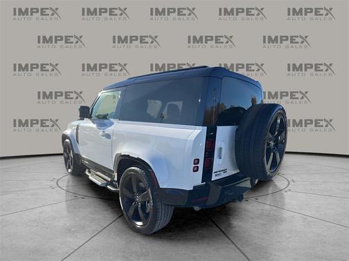 2023 Land Rover Defender 90 X-Dynamic SE