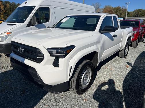 2025 Toyota Tacoma SR