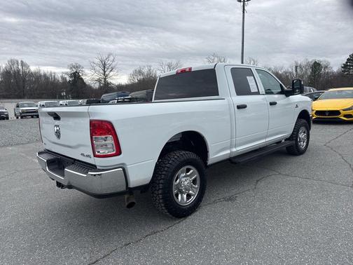 2023 RAM 2500 Tradesman Crew Cab 4x4 6'4' Box