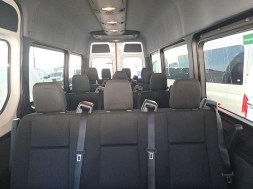 2025 Mercedes-Benz Sprinter 2500 High Roof