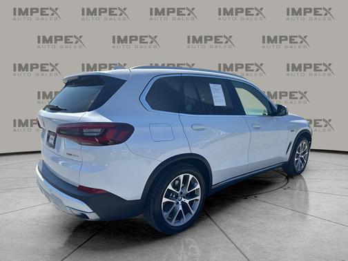 2022 BMW X5 PHEV xDrive45e