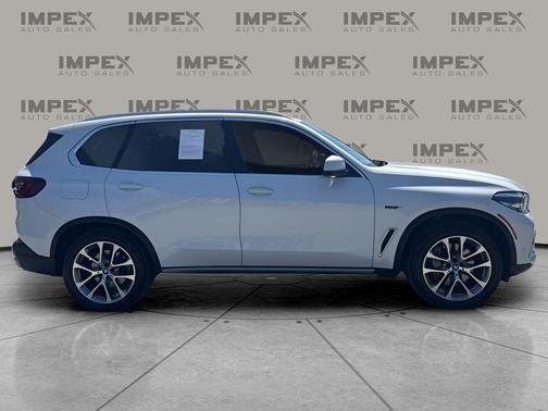 2022 BMW X5 PHEV xDrive45e