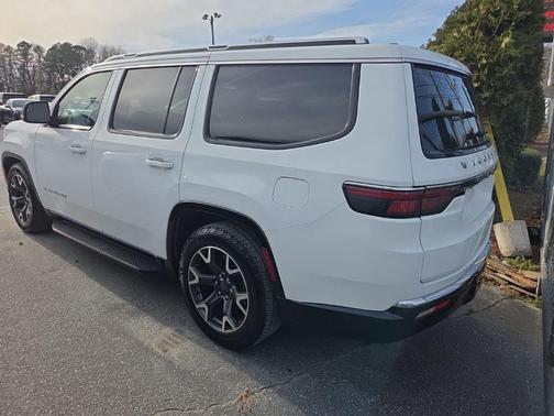 2024 Jeep Wagoneer Series III 4x4
