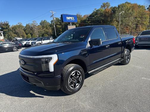 2023 Ford F-150 Lightning XLT
