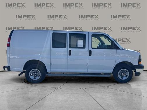 2023 GMC Savana 2500 Work Van